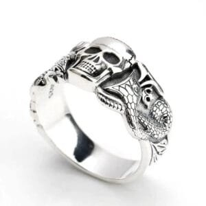 Bague Crâne Argent: Le Mystère Et L’audace D’un Bijou Serpent! - 8 (57mm)