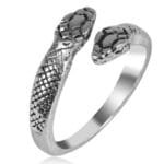 Bague Serpent élégante: Union Et Perfection En Un Symbole Envoûtant!