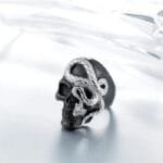 Bague Serpent Tête De Mort Noire: Affichez Votre Style Audacieux! 10 (62mm)