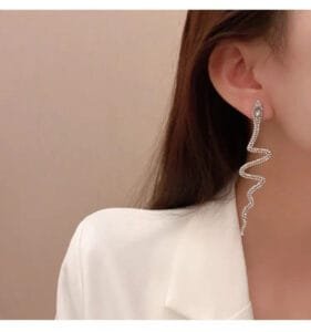 Boucles D’oreilles Serpent: élégance Et Mystère Au Féminin!