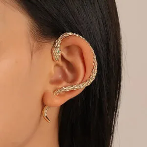 Boucles D’oreilles Serpent : L’élégance Et Le Glamour Au Quotidien ! 1 Boucles D’oreilles Serpent: L’élégance Et Le Glamour Au Quotidien! Doré