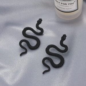Boucles D’oreilles Serpent: L’élégance Qui Envoûte Tous Vos Looks!