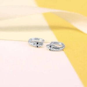 Boucles D’oreilles Serpent: Originalité Et élégance Au Quotidien!