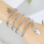 Bracelet Manchette Serpent: élégance Et Style Au Poignet!