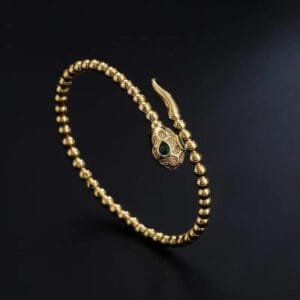 Bracelet Serpent éblouissant : élégance Audacieuse Pour Toutes! 2 Bracelet Serpent éblouissant: élégance Audacieuse Pour Toutes!