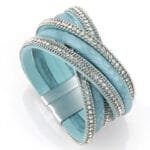 Bracelet Serpent En Cuir Bleu: élégance Et Style Pour Femme!