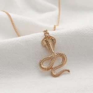 Collier Cobra Doré Acier Inoxydable Discret — Serpent Univers