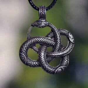 Collier Serpent En Acier Inoxydable: élégance Et Puissance Intemporelle!