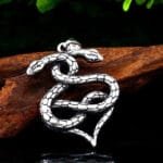 Collier Serpent En Acier Inoxydable: Un Cœur D’amour éternel!