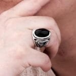 Découvrez La Bague Serpent En Agate Noire: Puissance Et Renaissance! 8 (57mm)
