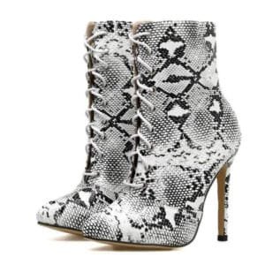 Découvrez Les Bottines Serpent Blanc Aux Talons Fins, Pour Un Style Unique ! 3 Découvrez Les Bottines Serpent Blanc Aux Talons Fins Pour Un Style Unique! 35
