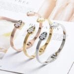 éblouissez Avec Notre Bracelet Serpent Design Femme En Or Multicolore!