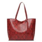 élevez Votre Style Avec Le Sac Cabas Serpent Rouge Chic Et Pratique!