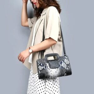 Sac Serpent Rectangulaire: Mode Et Praticité Réinventées!