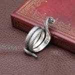 Sublimez Votre Style Avec La Bague Cobra Argent Inspirée Du Serpent!